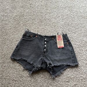 Levi’s 501 Mid-rise Black Shorts